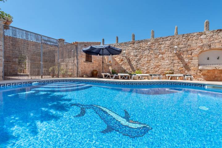 Klimatisiertes Ferienhaus mit Pool, Terrasse, Balkon und Wlan in Santanyí, Mallorca Süden