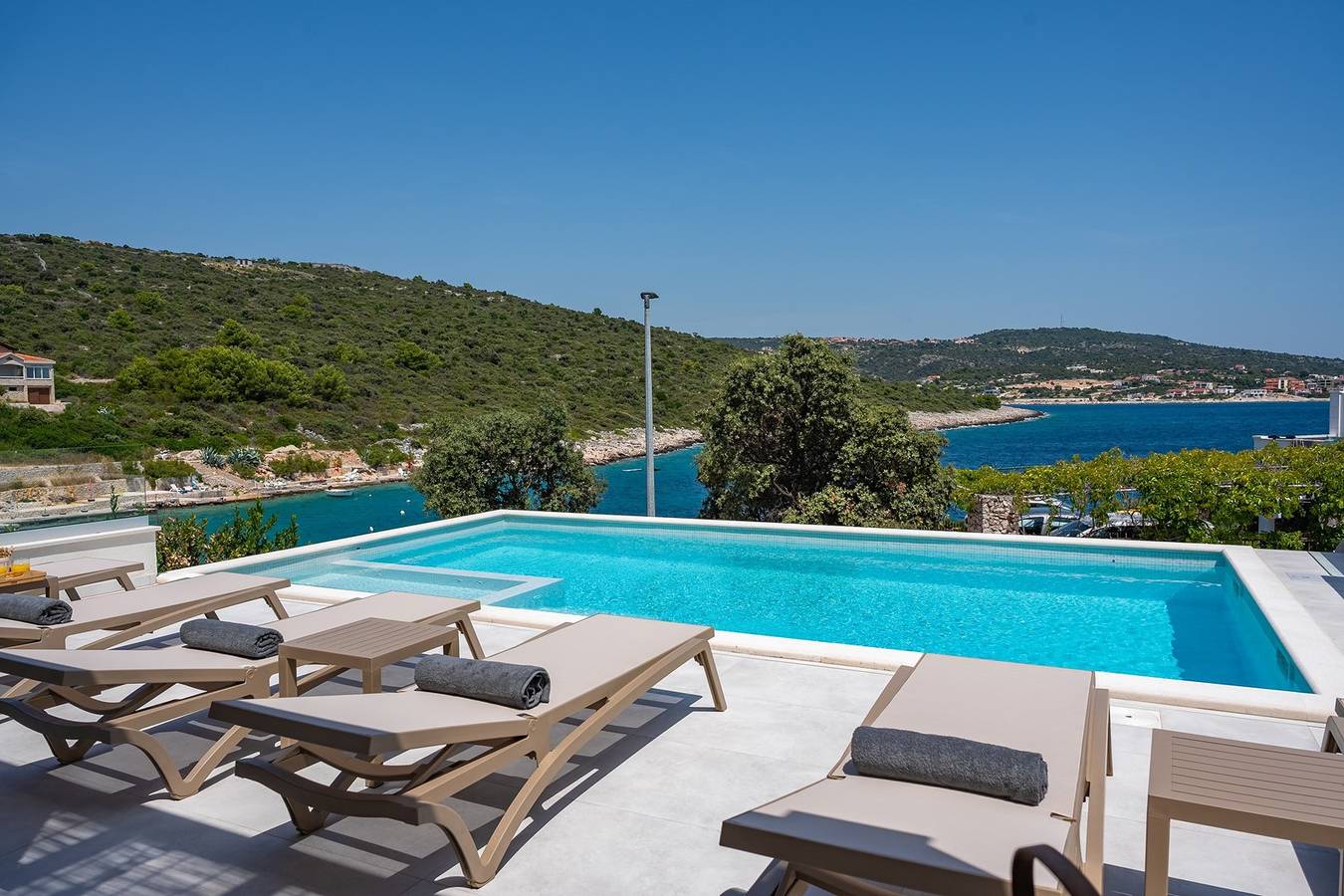 Dom Wakacyjny dla 8 osoby w Kanica, Razanj