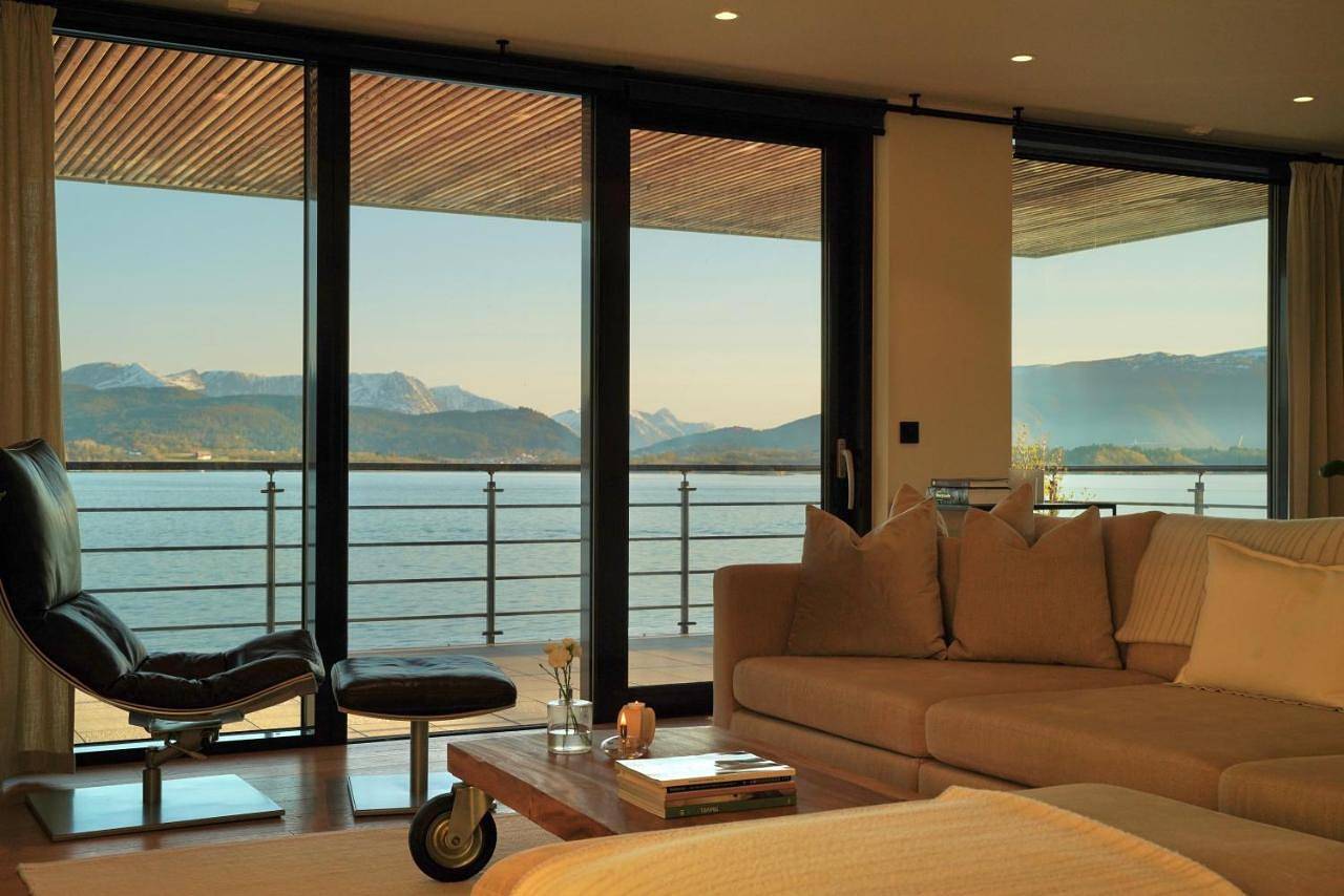 Ganze Wohnung, Waterfront Fjord Panorama in Ålesund in Ålesund