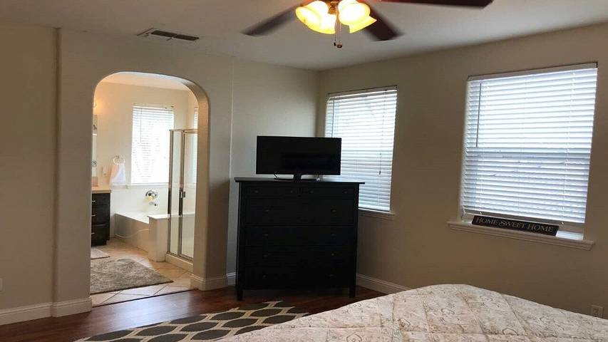 Vacation rental for 6 people, with pets in Sacramento