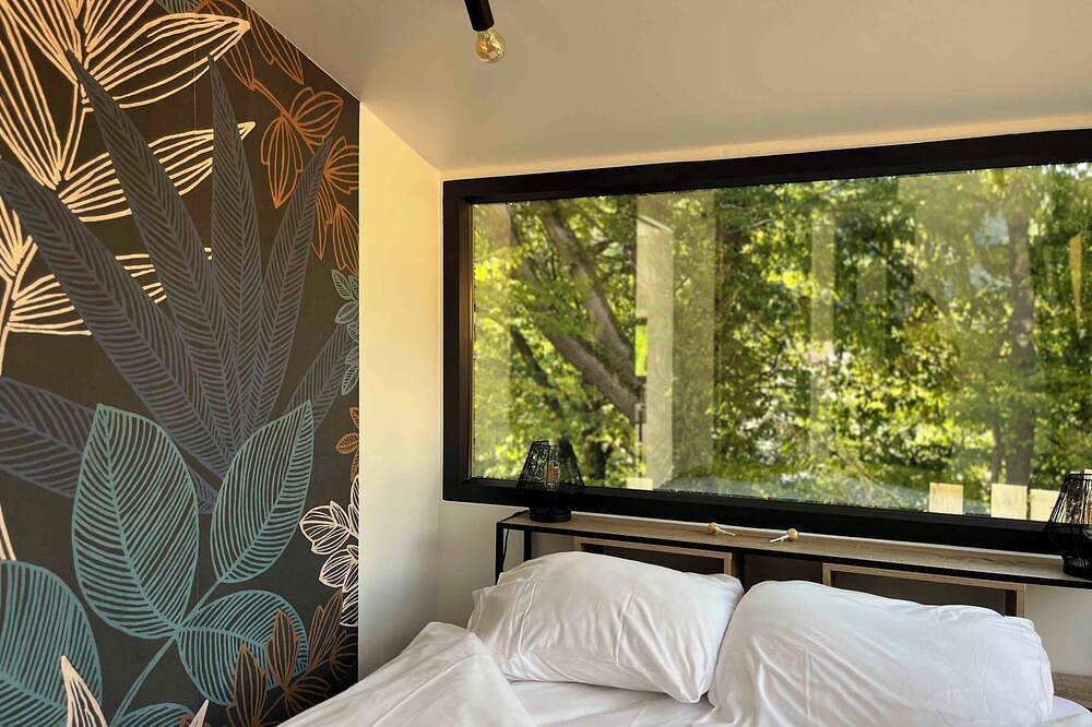 Lodge with Hot Tub and sunny terrace in the heart of Alsace in Orbey, Parc naturel régional des Ballons des Vosges