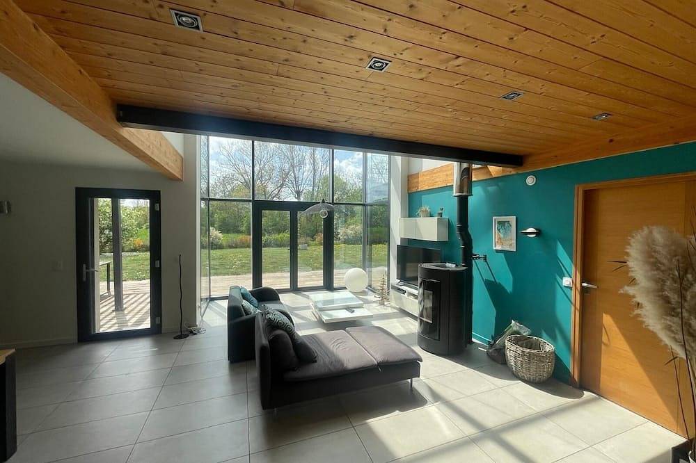 Beautiful house at the foot of the mountains in Saint-Bonnet-en-Champsaur, Nationalpark Écrins