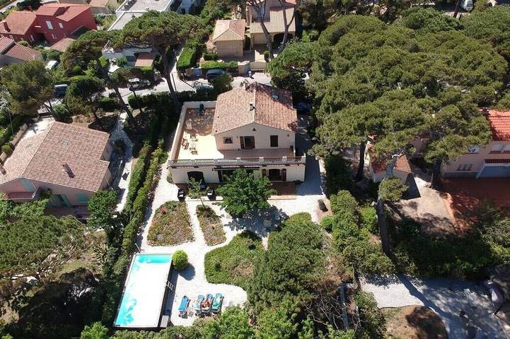 Villa pour 10 personnes, avec terrasse et jardin à Hyeres - 3