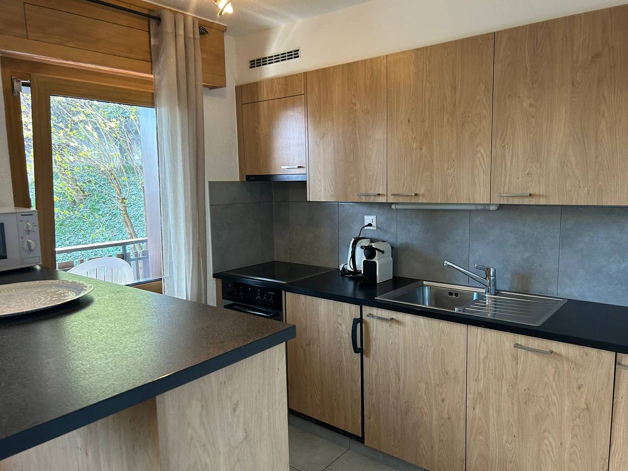 Entire apartment, Magrappé M 440 - Ski Lift apartment 7 pers in Veysonnaz, Wallisian Alps
