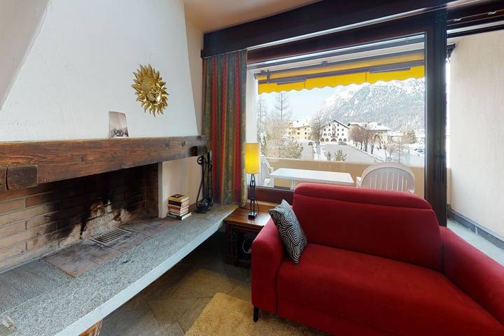 Ganze Wohnung, Apartment Gianda Verda C24 - Gemütliche 3-Zimmerwohnung mit Kamin in Corvatsch, Silvaplana