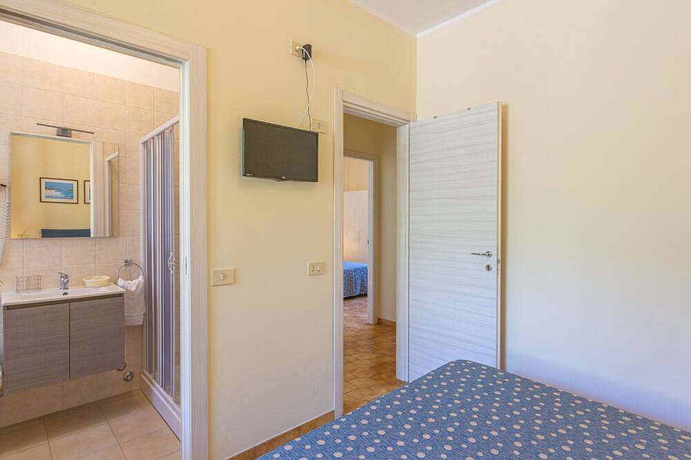 Entire apartment, Mare Blu in Francavilla al Mare, Chieti Province