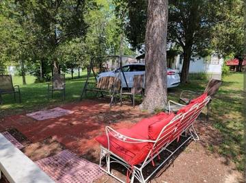 Camping für 3 Personen in Blue Ridge Mountains, Douglas Lake, Bild 2