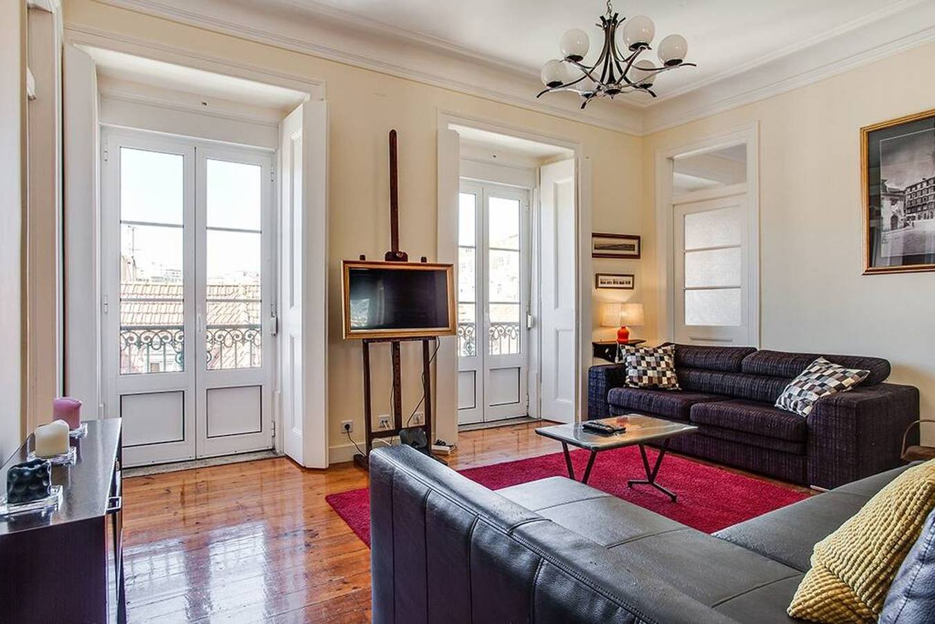 Holiday apartment in Lisbon from £292 per night