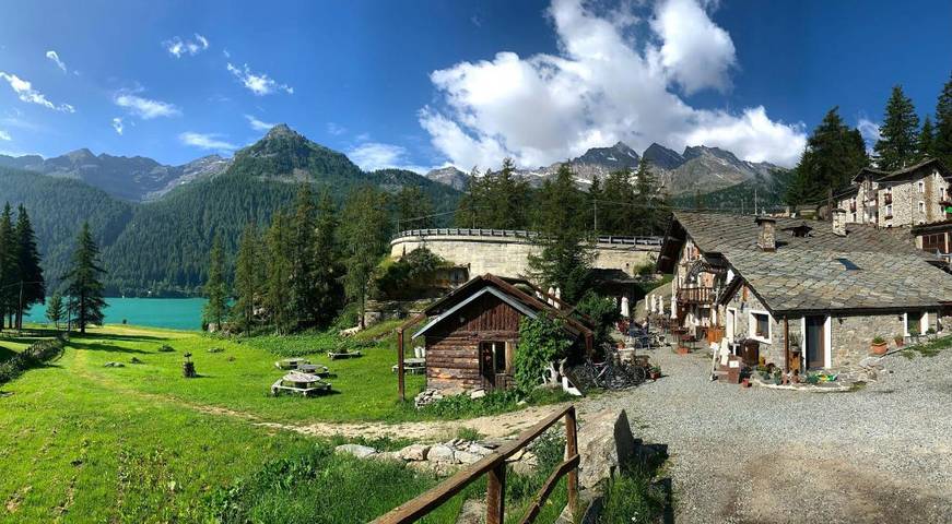 Appartamento per 3 persone, con Terrazza e Giardino nonché Sauna e Vista lago a Ceresole Reale