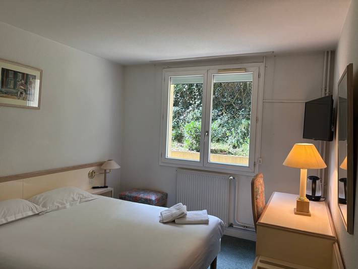 Chambre pour 2 personnes, avec jardin