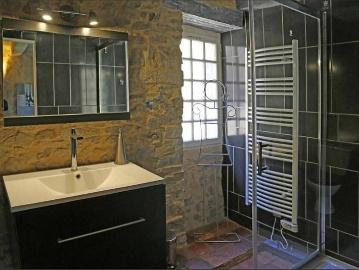 Location de vacances pour 4 personnes, avec vue et terrasse à Sainte-Suzanne - 4