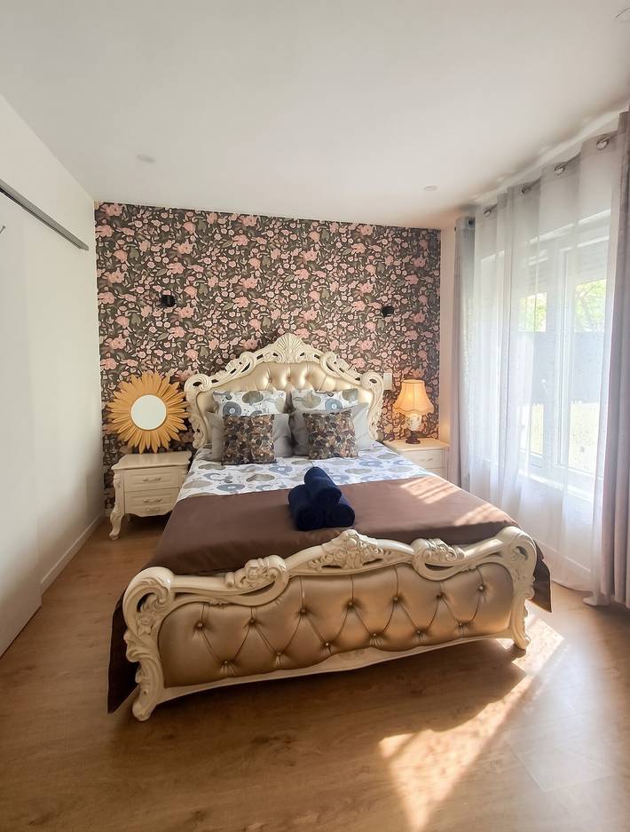 Vacation house for 6 people, with terrace and yard - 1