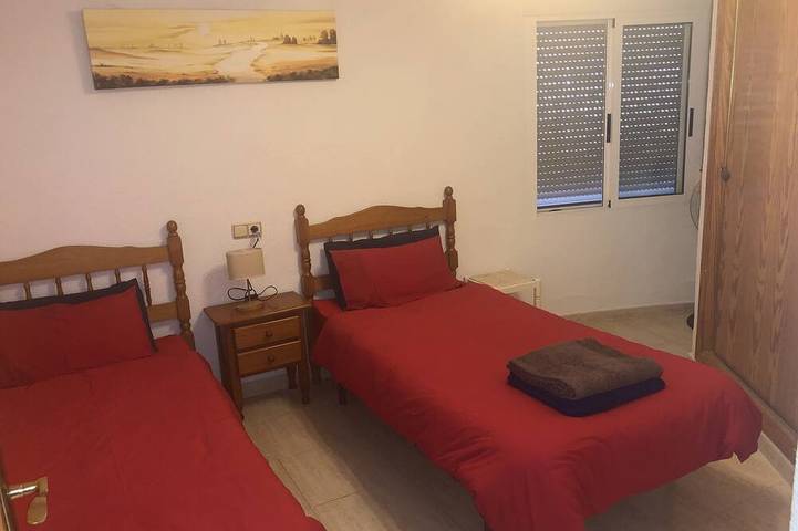 Alicante Villa mit Klimaanlage und privatem Pool mit großem, sicherem, gefliestem Sonnenbereich in San Fulgencio, Costa Blanca