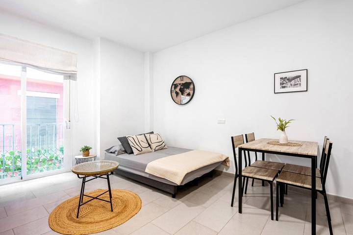 Appartamento 'Apartamento Santiago En El Centro' con Wi-Fi e aria condizionata