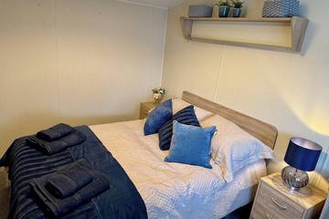 Glamping for 6 People in Mersea Island, Colchester, Photo 3