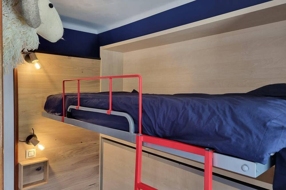 Entire apartment, 43 tres estrelles club studio 4 pers. view and terrace in Pas de la Casa, Grandvalira