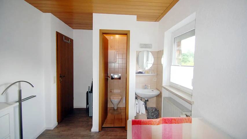 Ferienwohnung für 3 Personen, mit Garten in Taching am See - 2