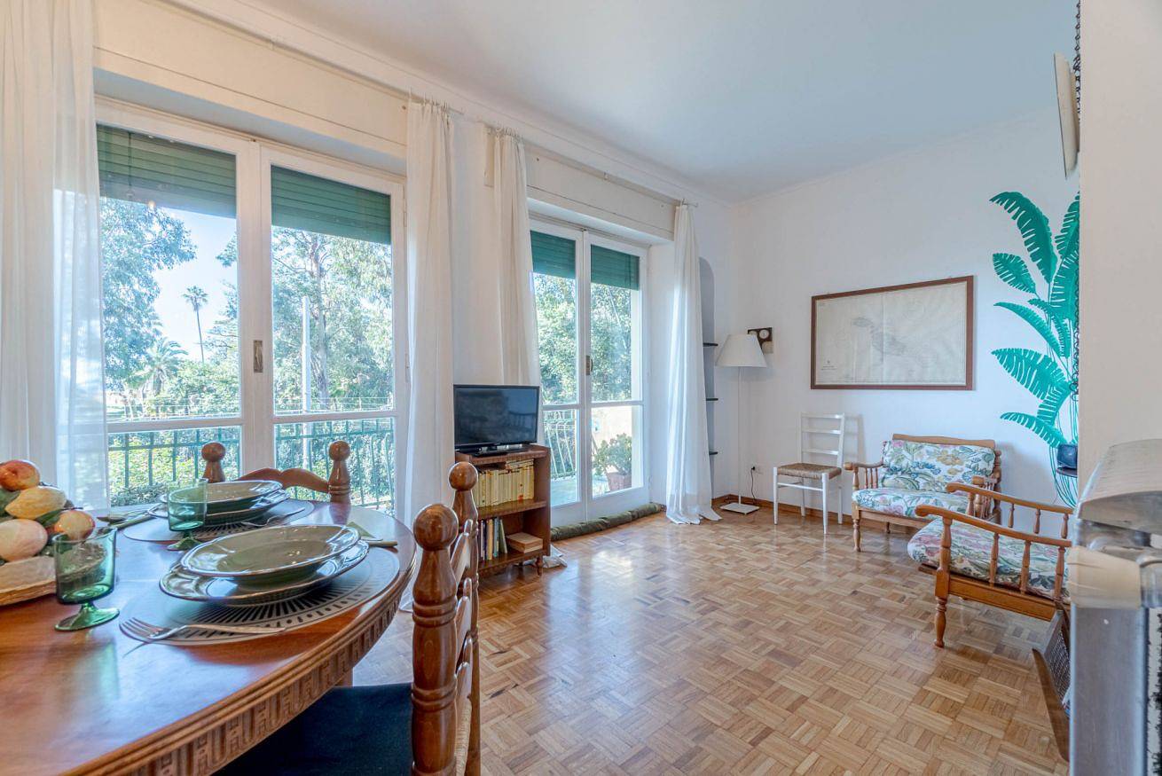Entire apartment, Villa Tigullio Vintage Holiday Flat x4 in Rapallo (City), Rapallo