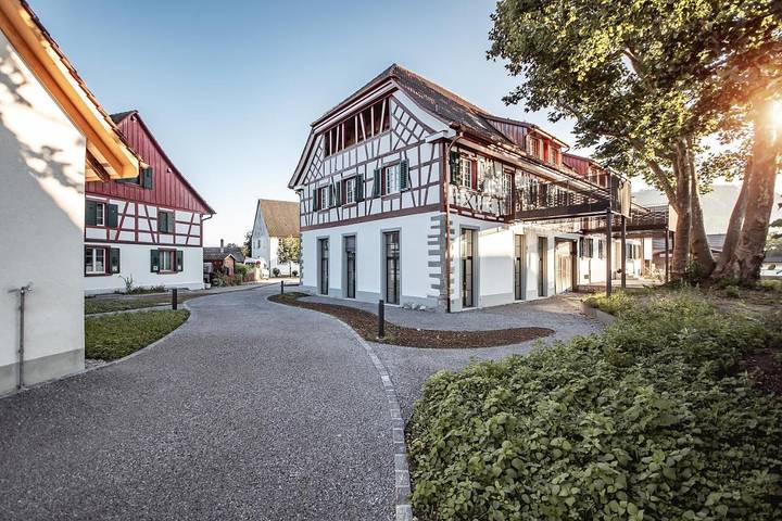 Camping pour 4 personnes, avec terrasse et piscine, animaux acceptés en Suisse - 4