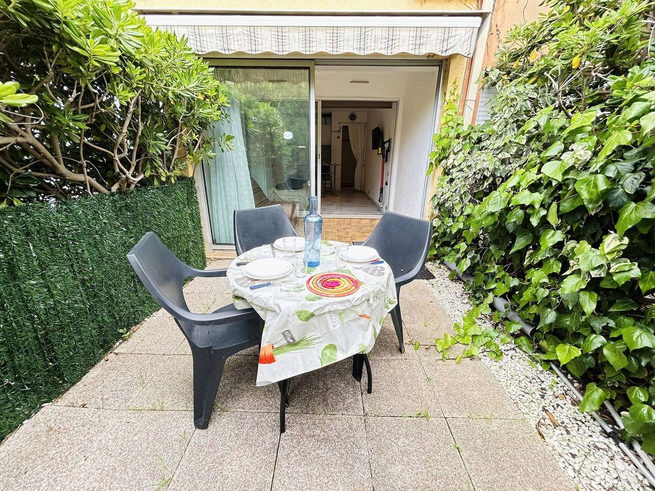 Appartement entier, Studio confortable près de la plage avec parking privatif in Cap d'Agde, Agde