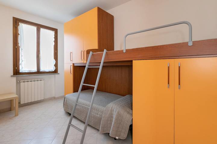Appartamento intero, Appartamento "Trilocale Coratina" con terrazza, piscina condivisa e Wi-Fi in Suvereto, Costa degli Etruschi