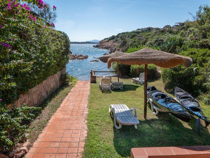 Location de vacances pour 6 personnes, avec terrasse et jardin dans La Maddalena - 4
