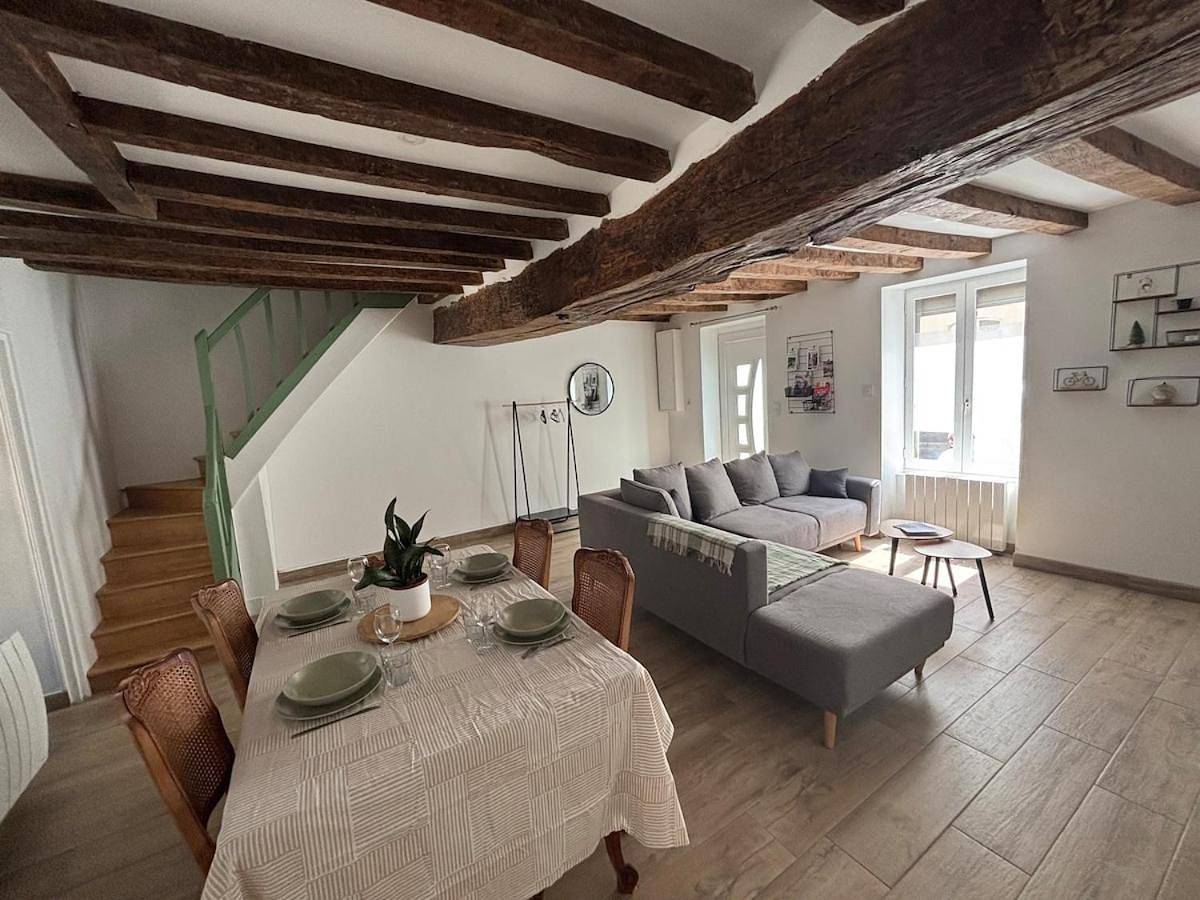 Appartement entier, Charming 70 m2 house near Mayenne in Château-Gontier-sur-Mayenne, Mayenne