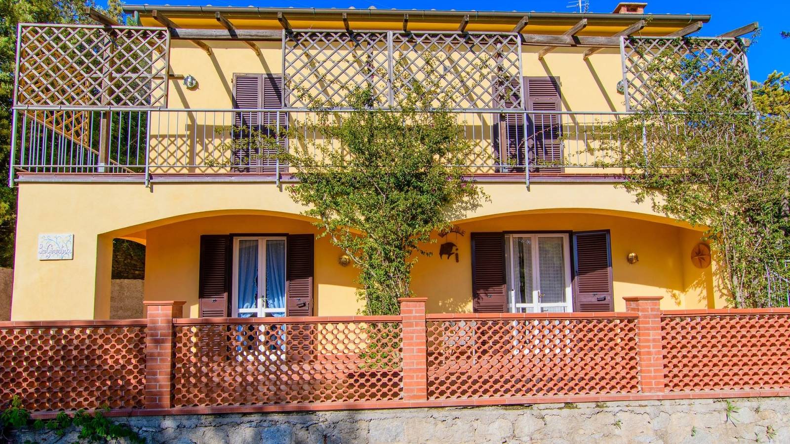 Entire holiday apartment, La Ginestra in Scaglieri, Tuscan Archipelago National Park