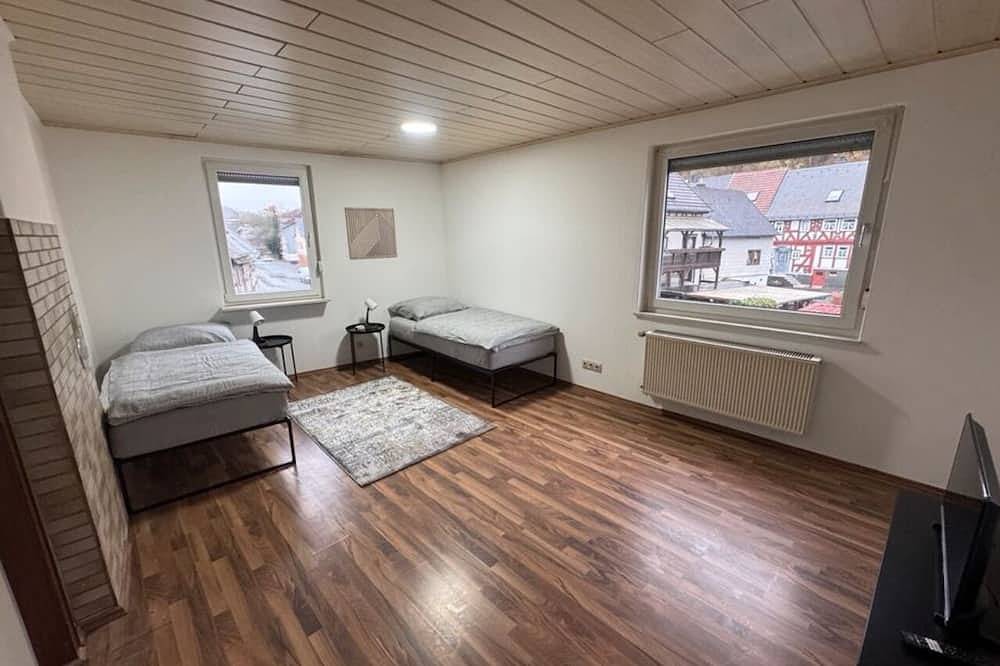 Ganze Wohnung, Schelder Gästezimmer in Dillenburg, Naturpark Lahn-Dill-Bergland