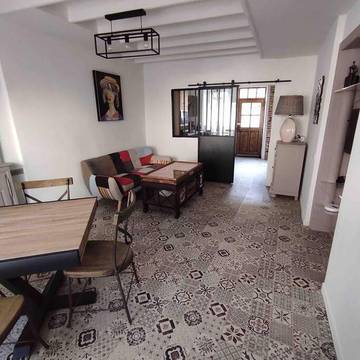Gîte pour 6 personnes, avec jacuzzi et jardin à Périers