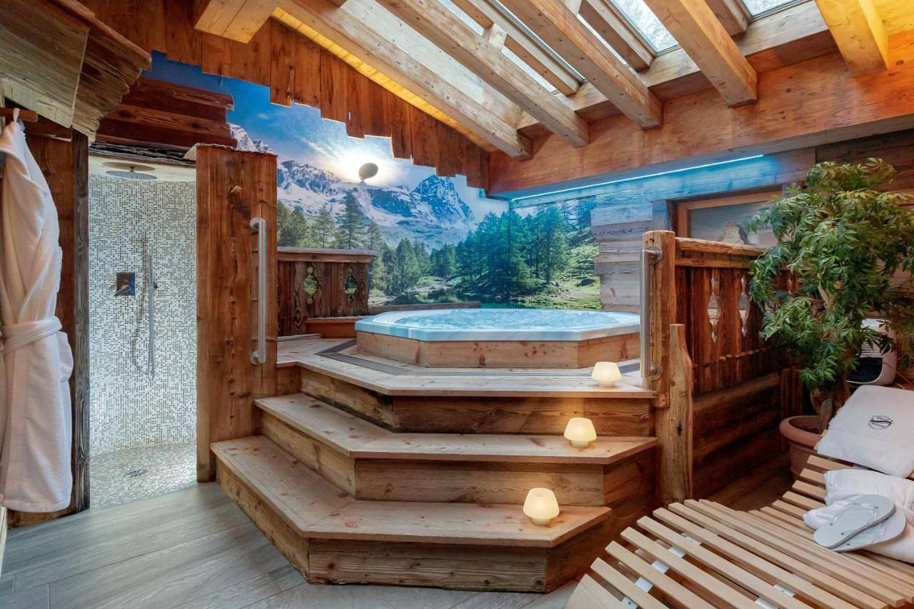Francois Boutique Rooms - Matterhorn Retreat & Spa in Cervinia in Cervinia, Valtournenche