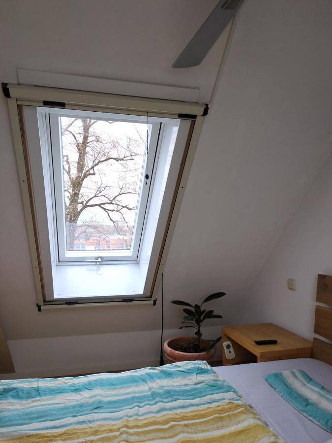 Appartement entier, Green maisonette with sauna and balcony, fully equipped in Freising, Hopfenland Hallertau