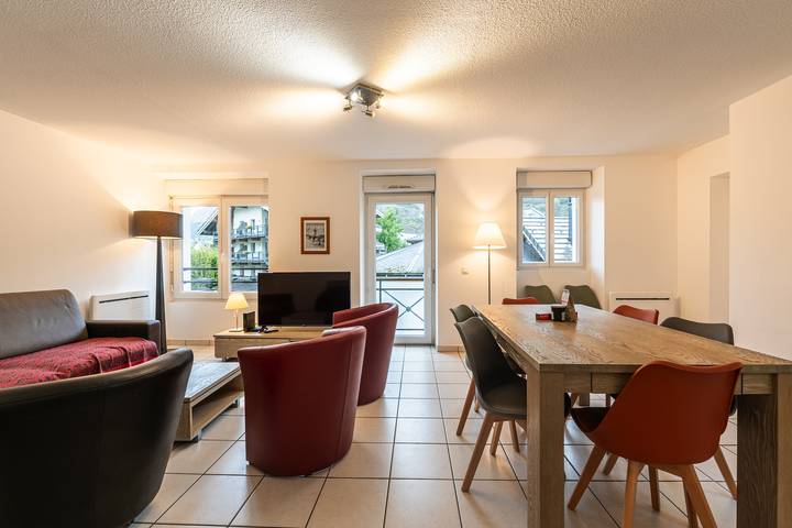 Gîte pour 6 personnes, avec balcon dans Office De Tourisme De Brides Les Bains - 4