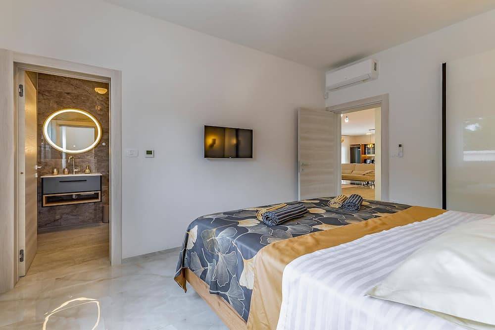 Schönes Haus mit 3 Schlafzimmern in. in Kavran, Südküste Istrien
