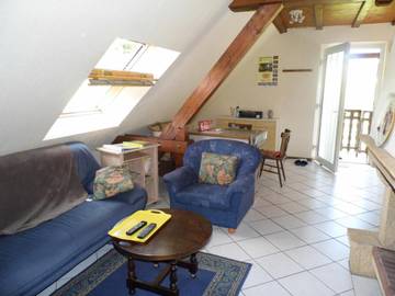 Gîte pour 2 personnes, avec vue ainsi que vue sur le lac et jardin à Dambach (homonymie)