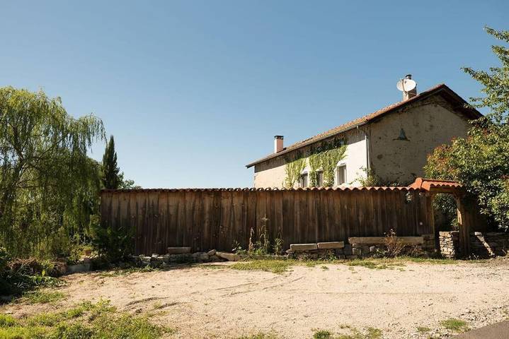 Location de vacances pour 11 personnes, avec jardin et vue à Retournac - 4