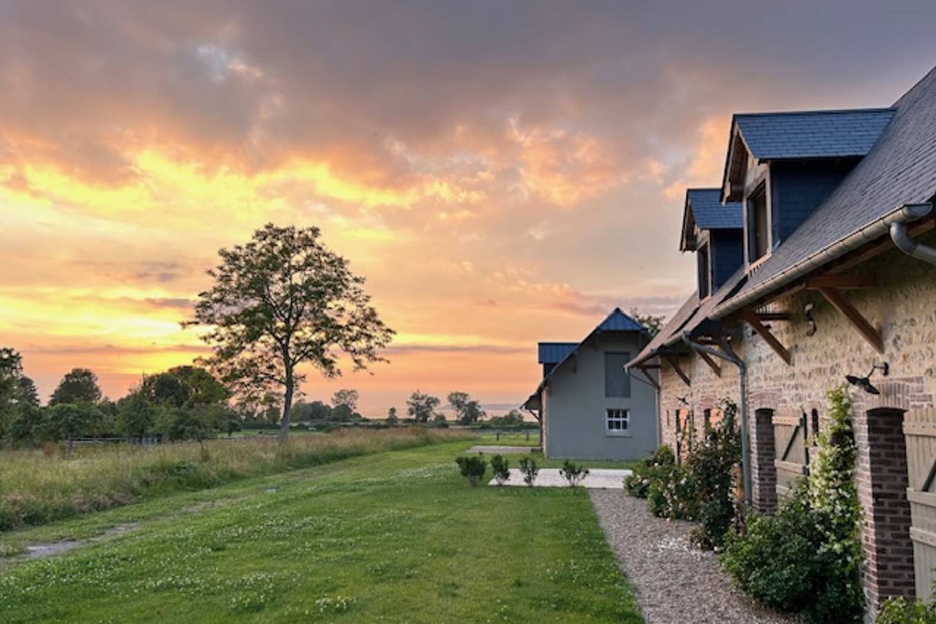 🐎 Les Ecuries - Campagne - Vue mer **** in Pennedepie, Région de Lisieux