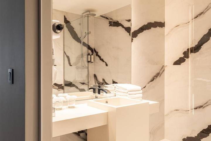 Hôtel pour 2 personnes, avec terrasse et piscine à Anvers - 2