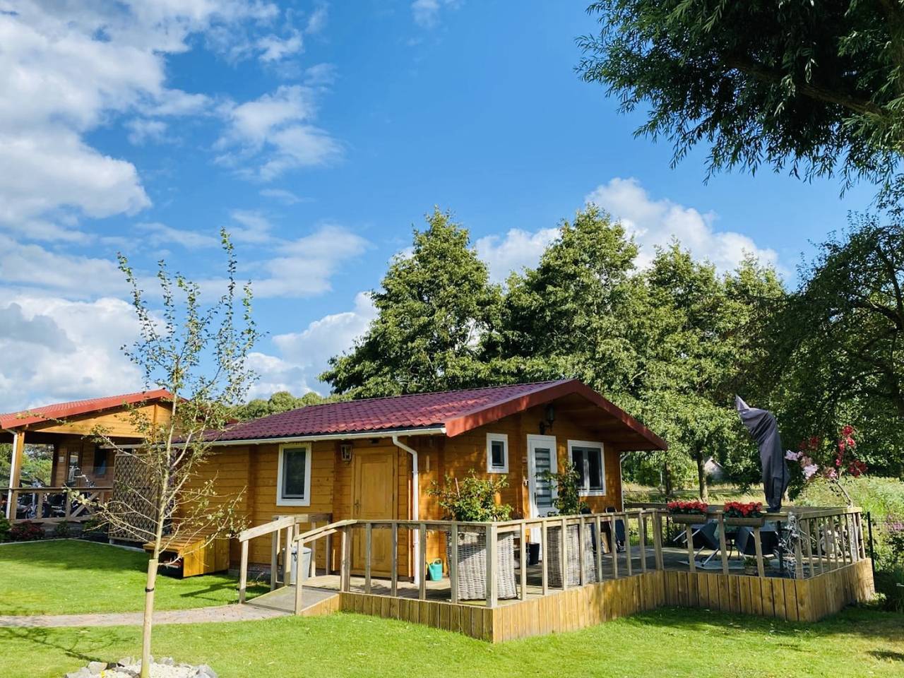Gemütliches 4-Personen chalet mit Wasserterrasse in Bad Nieuweschans in Emsland