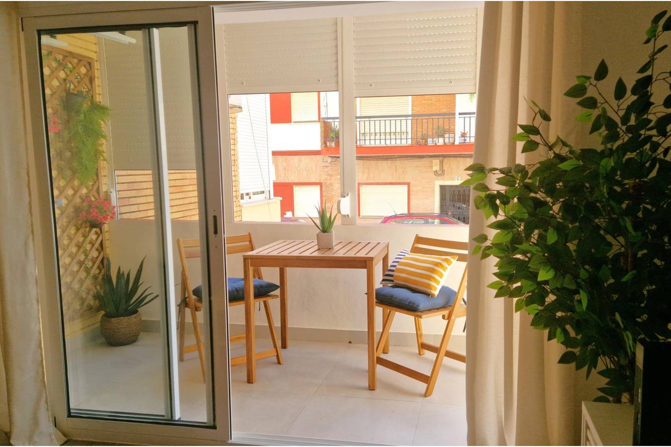 Ganze Ferienwohnung, 3 Bed Apt Sleep 6 - Pets, Balcony, Parking, Wifi in Ayamonte, Costa de la Luz