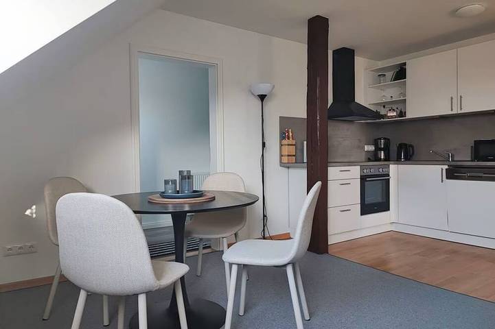 Ferienwohnung für 6 Personen, mit Terrasse und Garten in Niesgrau