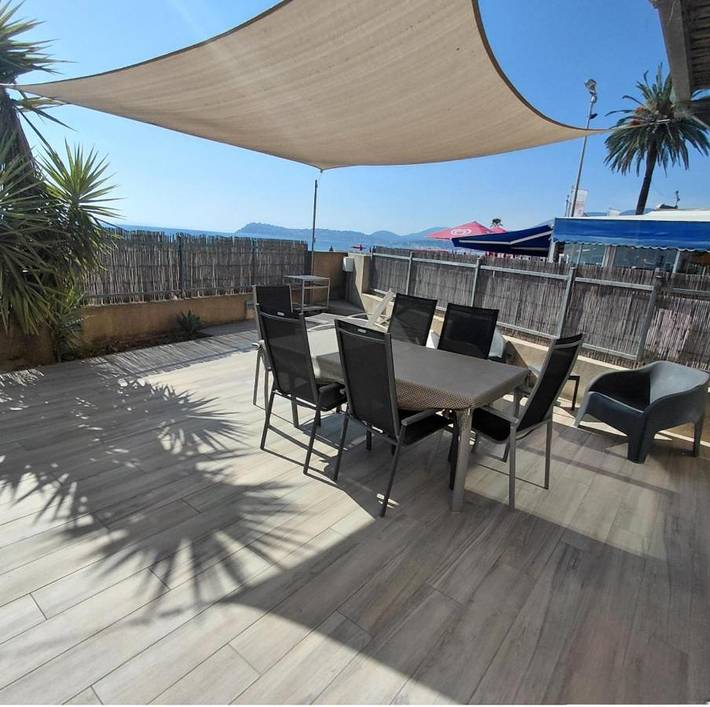 Gîte pour 5 personnes, avec terrasse, animaux acceptés dans Plage du Débarquement (La Croix-Valmer) - 2