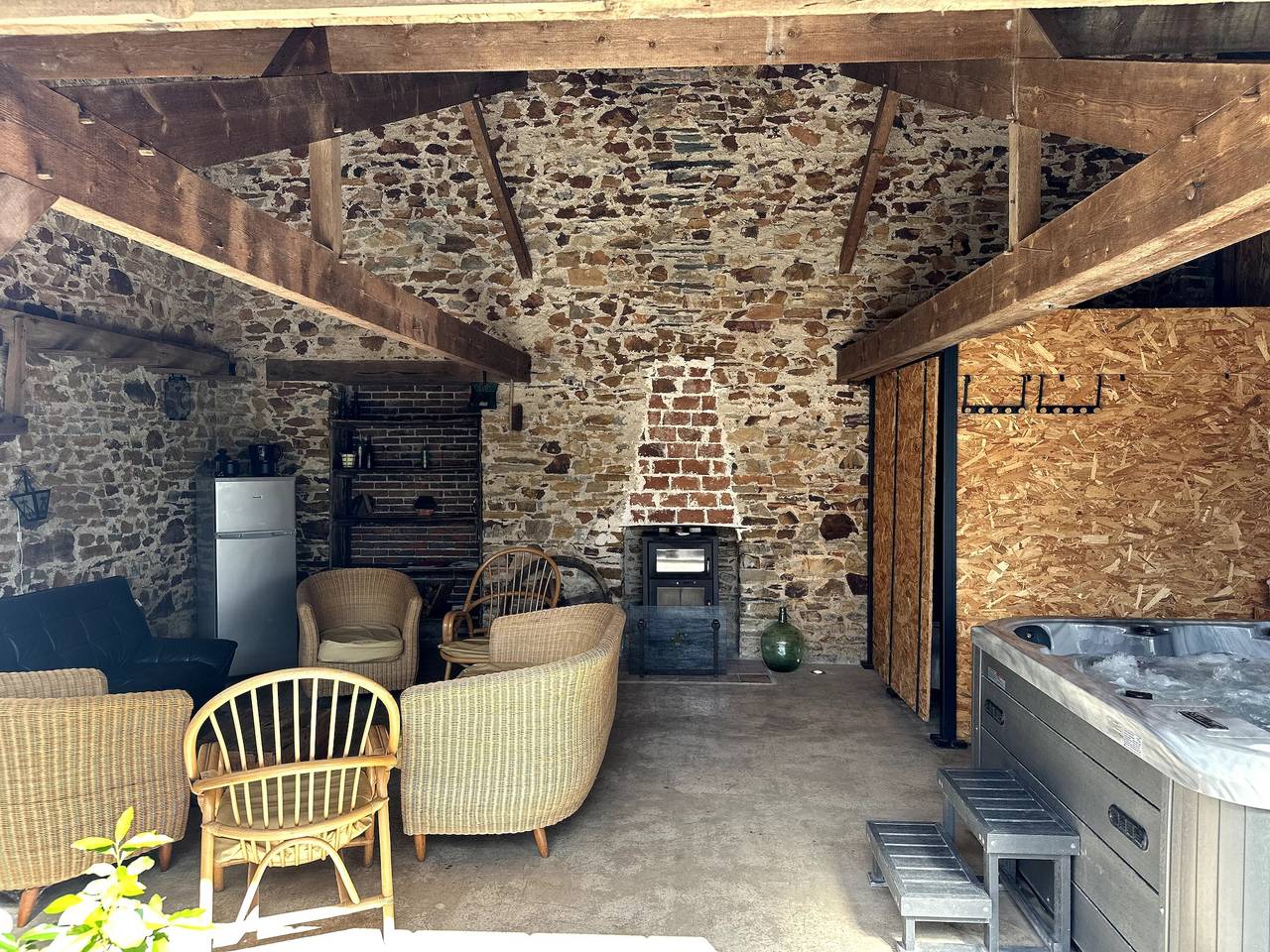 Eco-Gîte La Charmante Des Vallons – Entspannung & Komfort im Grünen in Saint-Mars-la-Jaille, Loire-Tal
