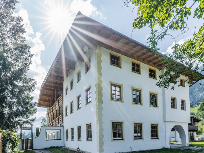 Ferienhaus für 20 Personen, mit Balkon und Terrasse sowie Garten