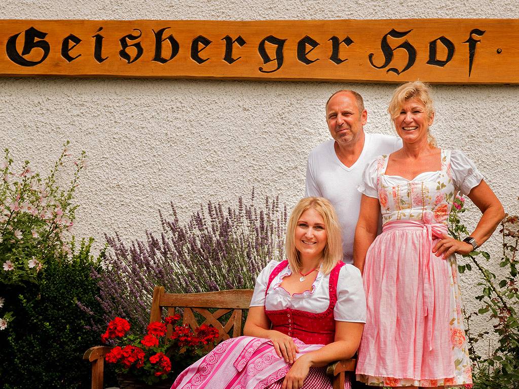 Ganze Wohnung, Geisbergerhof - Maisonette Ferienwohnung in Bad Birnbach, Bayerische Golf und Thermenland
