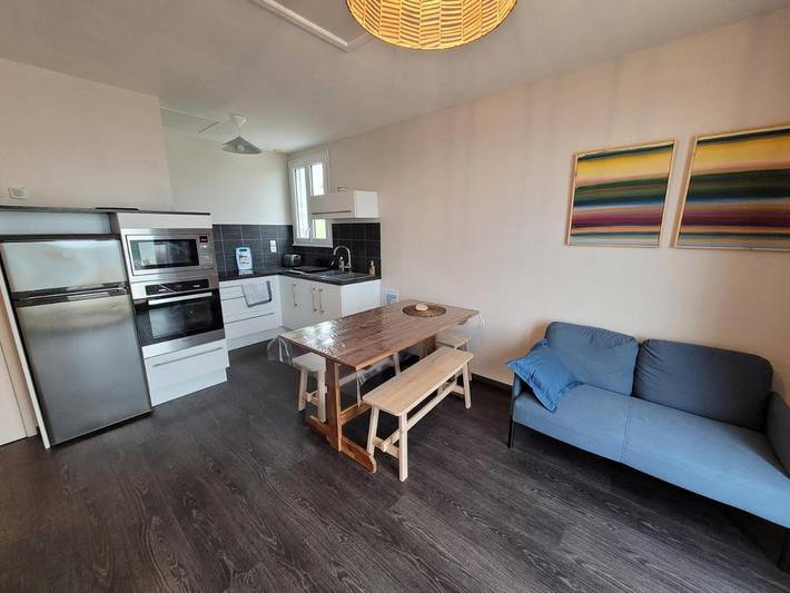 Location de vacances pour 6 personnes, avec terrasse ainsi que vue et jardin dans Plage Pors-Meur - 4