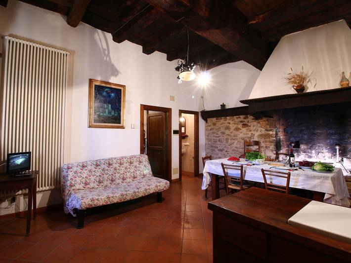 Schloss für 4 Personen, mit Garten und Pool in Umbrien - 2