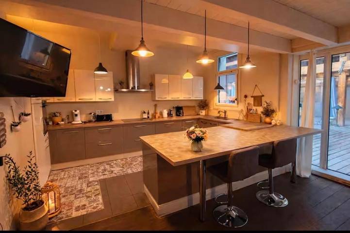 Maison d’hôte pour 13 personnes, avec balcon et piscine dans l' Ain - 3