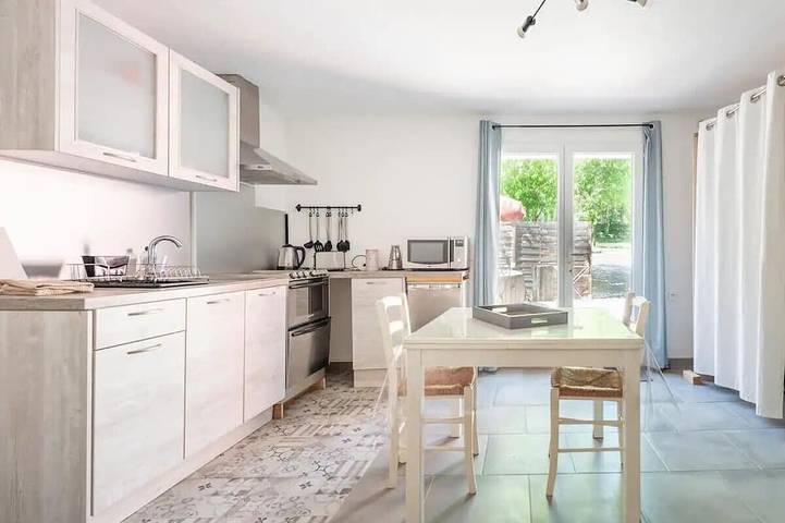 Ganze Wohnung, The Maison Rose studio in Callas, Draguignan Region