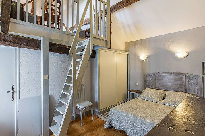 Gîte pour 9 personnes, avec jardin et terrasse à Cour-Cheverny - 4